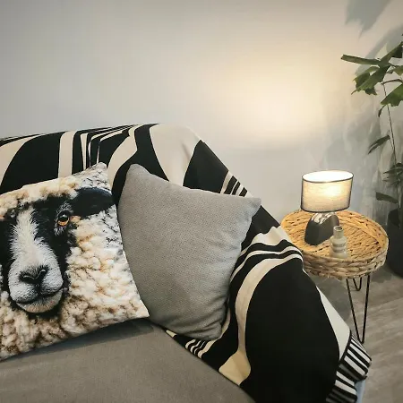 Le Petit Apartment *
